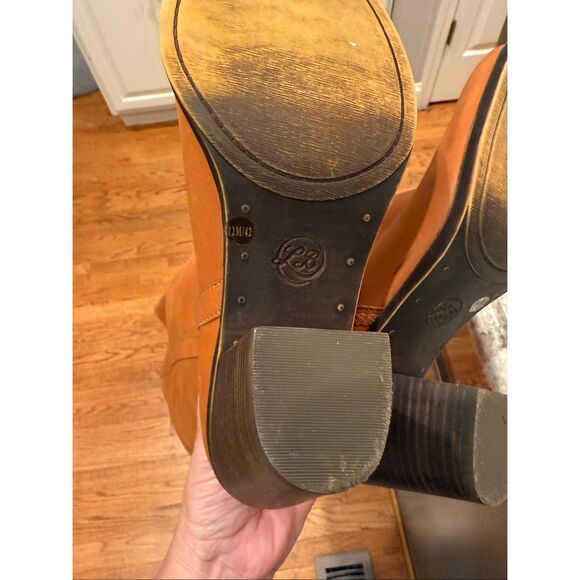 Lucky Brand Ebbie Tan Leather Heeled Boot sz 12 EUC - Picture 12 of 13